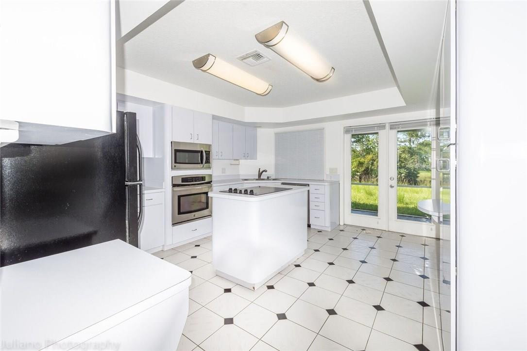 2974 Southeast Ranch Acres Circle Jupiter, FL 33478 - Photo 5 of 31 Photo 5