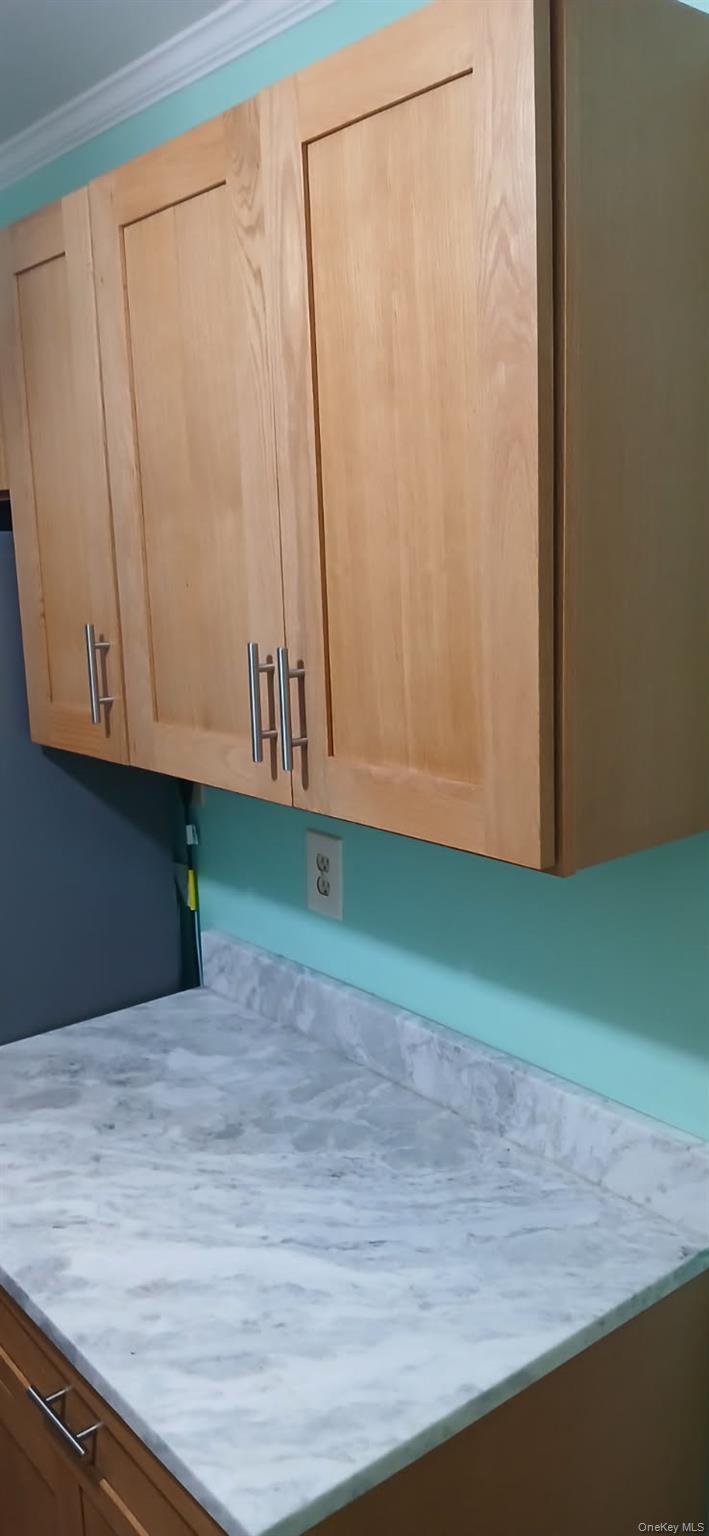 224-04 Manor Road, Unit 103 Queens, NY 11427 - Photo 16 of 28