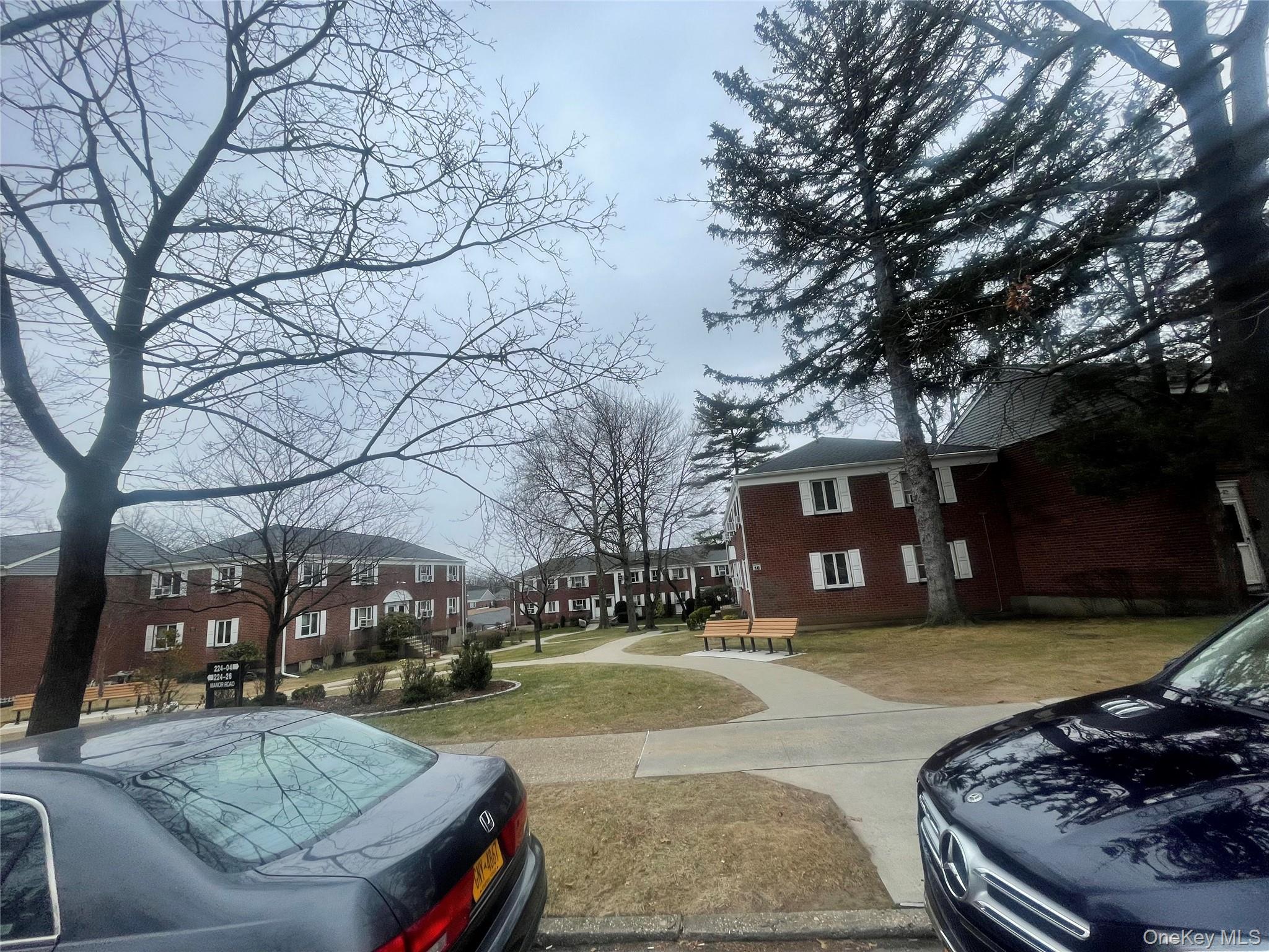 224-04 Manor Road, Unit 103 Queens, NY 11427 - Photo 5 of 28