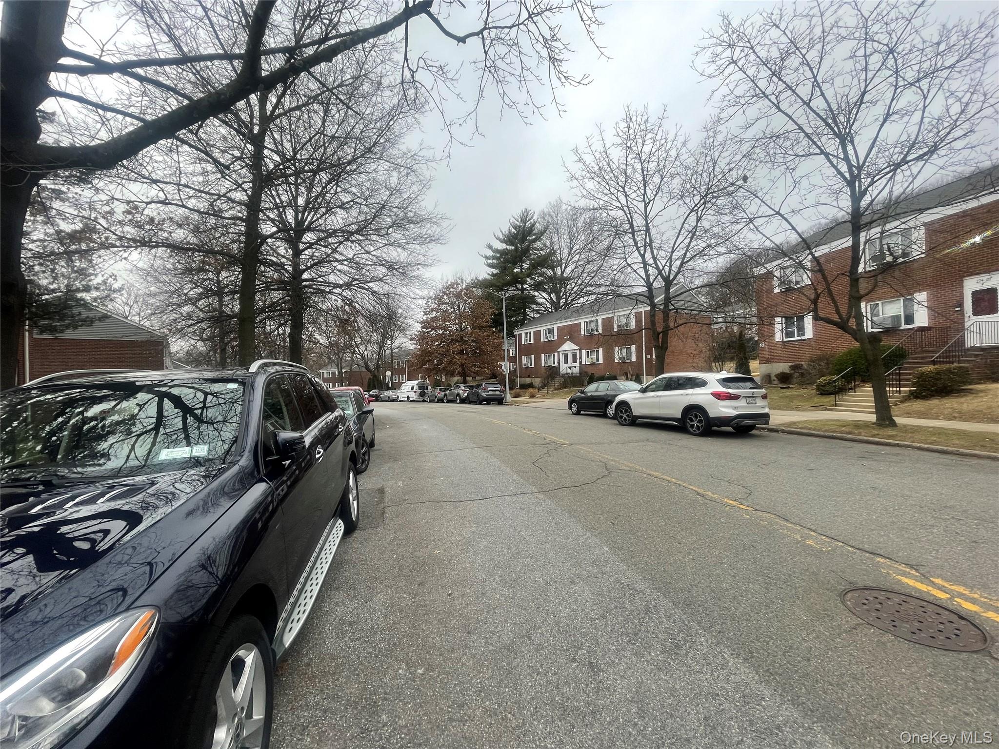 224-04 Manor Road, Unit 103 Queens, NY 11427 - Photo 7 of 28