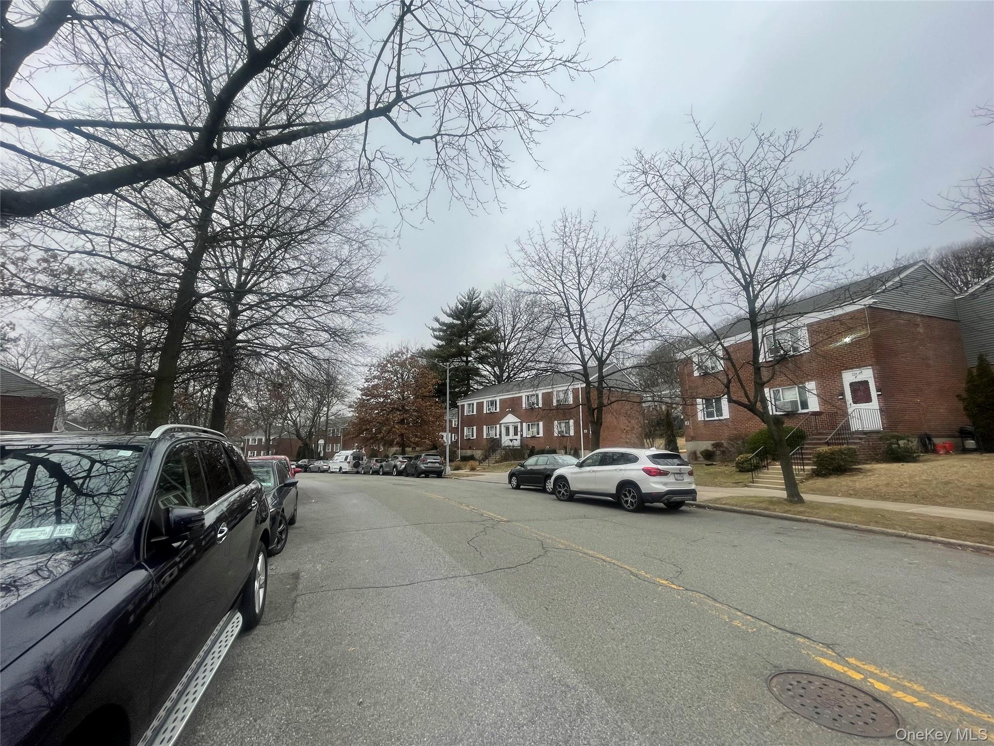 224-04 Manor Road, Unit 103 Queens, NY 11427 - Photo 8 of 28