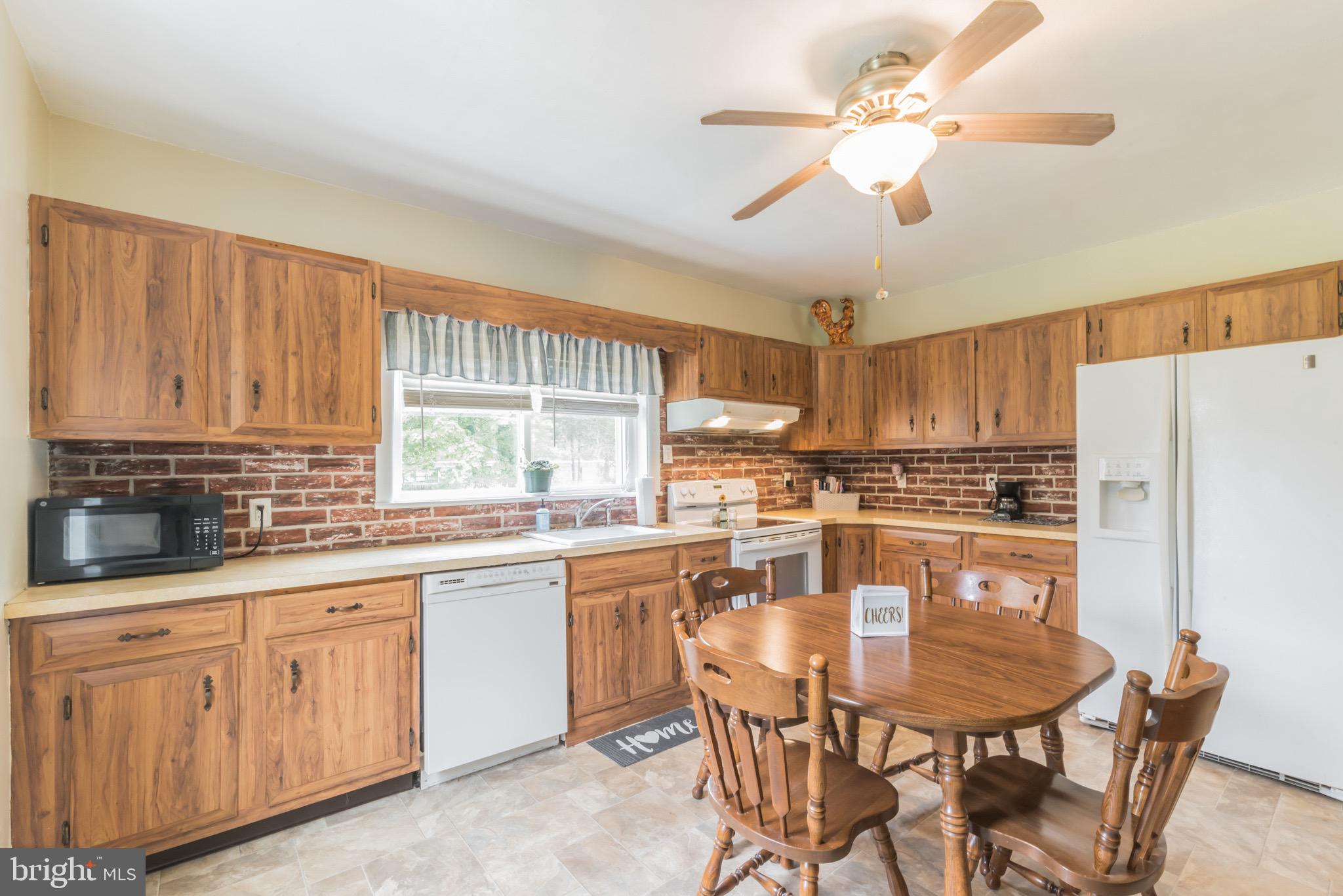 4171 Lake Road Newfield, NJ 08344 - Photo 8 of 32 Gallery Image 8