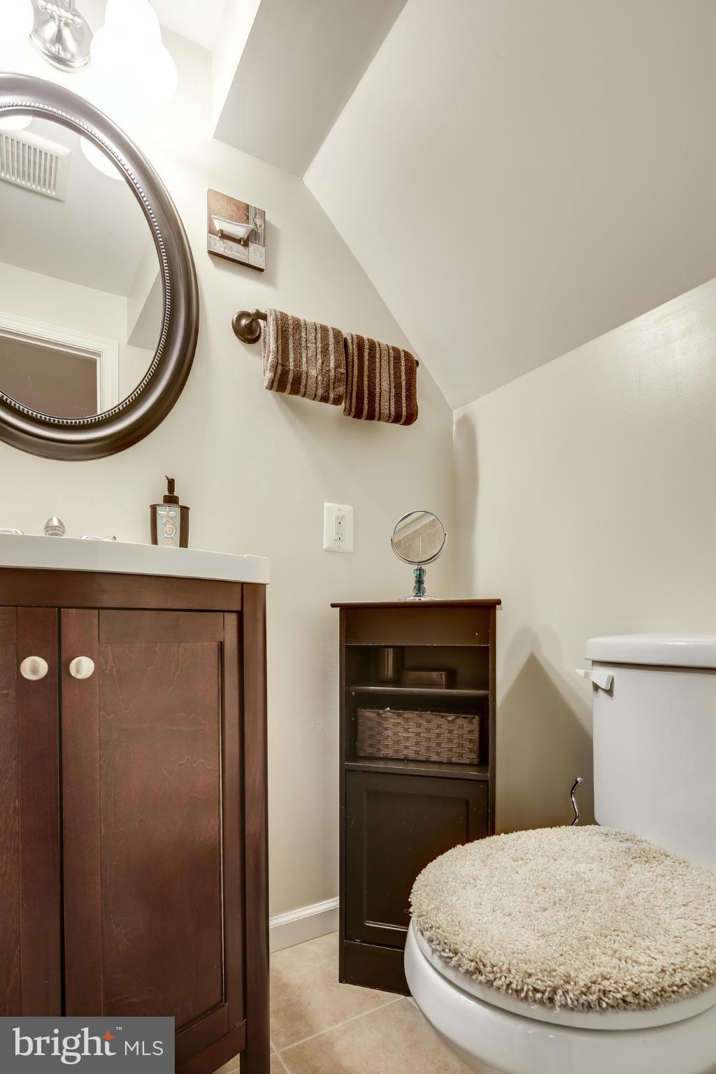 5541 Channing Road Baltimore, MD 21229 - Photo 5 of 22 Bath