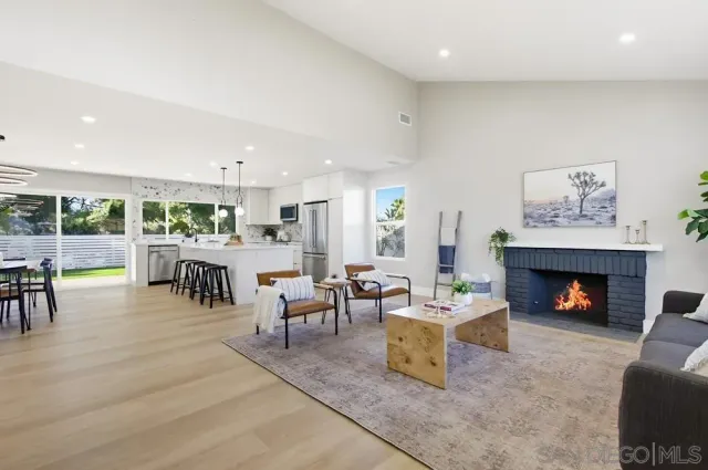 $1,249,000 | 15220 Amalia Street, San Diego, CA 92129