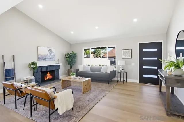 $1,249,000 | 15220 Amalia Street, San Diego, CA 92129