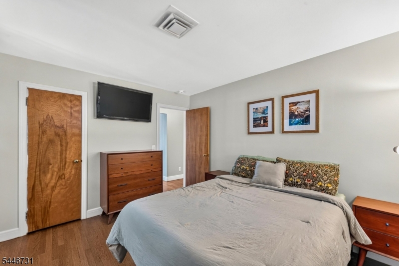 5 Gaston Avenue Raritan, NJ 08869 - Photo 16 of 35