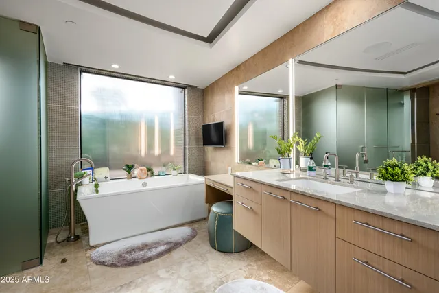 $4,700,000 | 8116 East Vista Bonita Drive, Scottsdale, AZ 85255