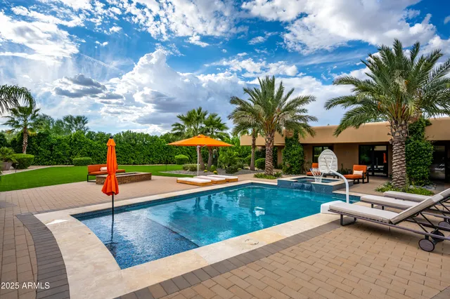 $4,700,000 | 8116 East Vista Bonita Drive, Scottsdale, AZ 85255