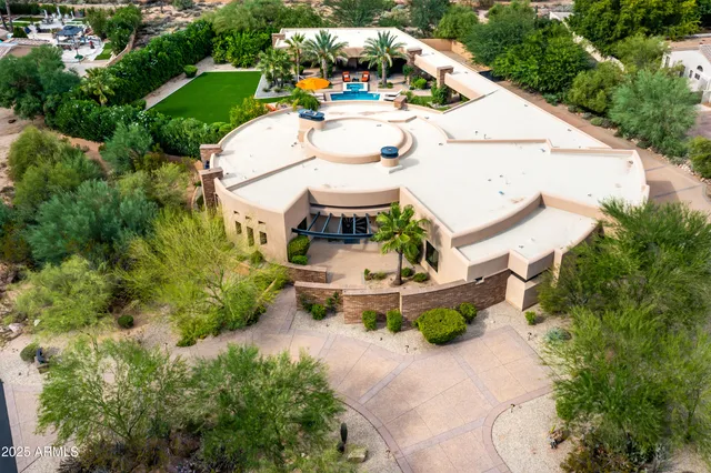 $4,700,000 | 8116 East Vista Bonita Drive, Scottsdale, AZ 85255