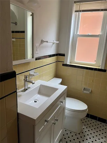 $535,000 | 6663 Devonshire Avenue, St. Louis, MO 63109