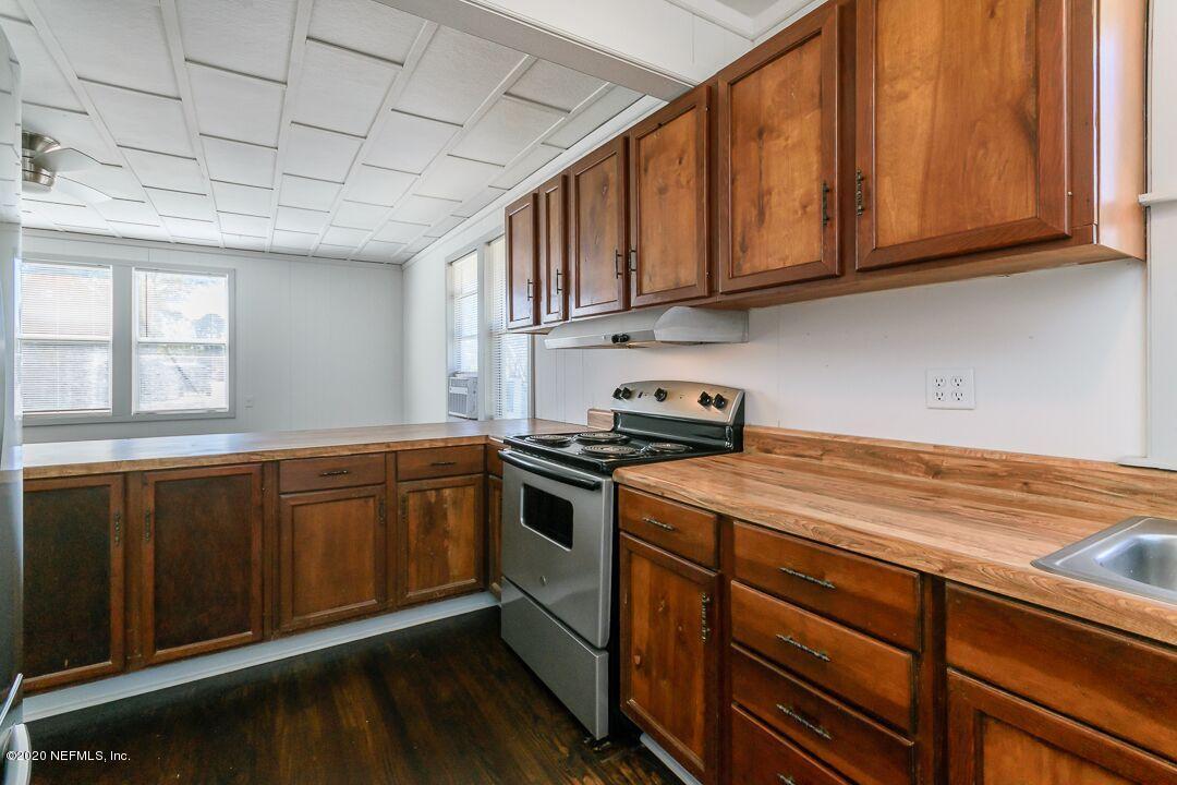 461 Levy Road Atlantic Beach, FL 32233 - Photo 7 of 18 Kitchen 1- Small House