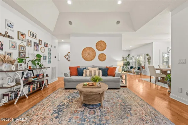 $575,000 | 278 Longleaf Drive, West End, NC 27376