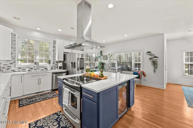 $575,000 | 278 Longleaf Drive, West End, NC 27376