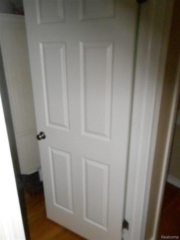 5779 Beechview Drive Rochester, MI 48306 - Photo 19 of 25 6-Panel Doors.JPG