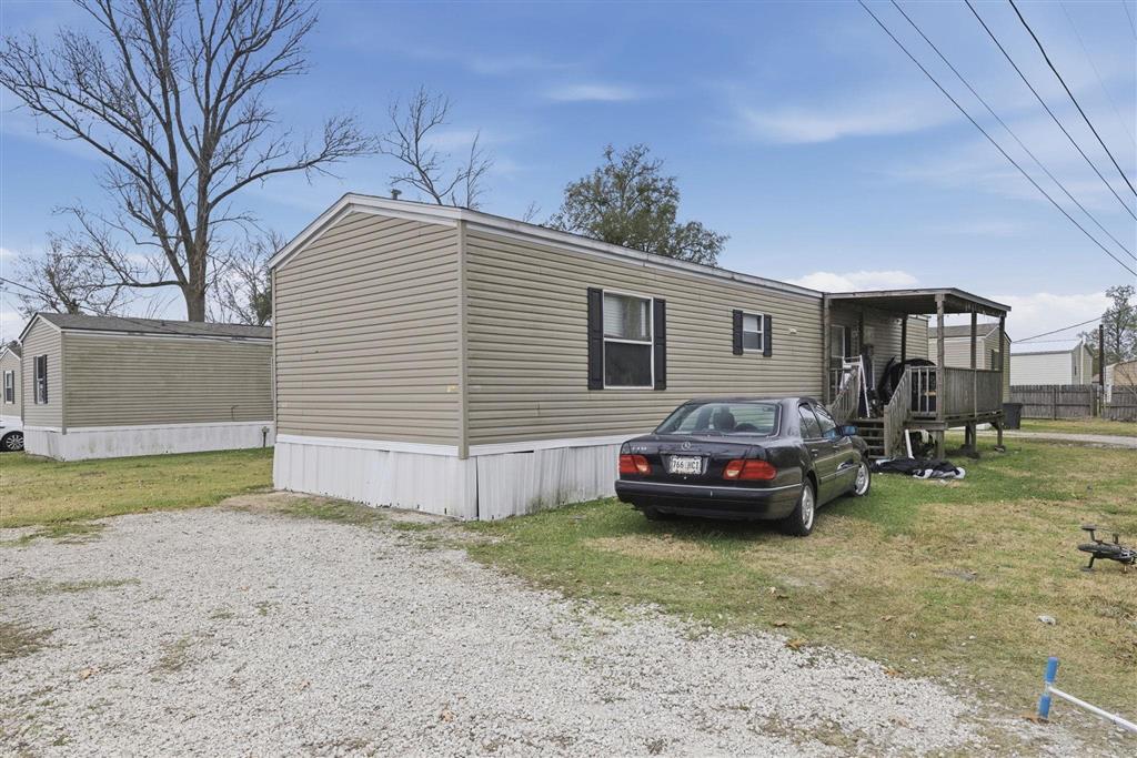 180 Pelican Street Sulphur, LA 70663 - Photo 2 of 29