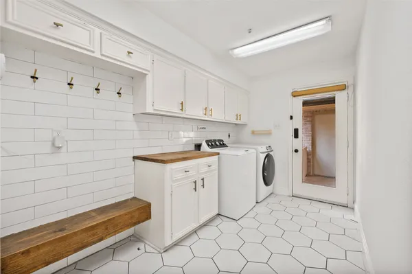 $2,850 | 1026 Oyster Bay Drive, Sugar Land, TX 77478