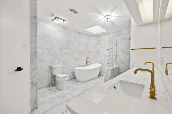 $2,850 | 1026 Oyster Bay Drive, Sugar Land, TX 77478