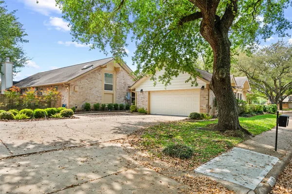 $2,850 | 1026 Oyster Bay Drive, Sugar Land, TX 77478