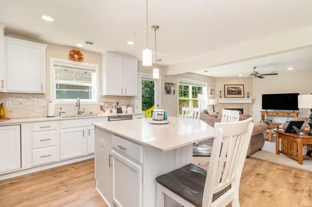 $379,500 | 13958 Lupine Trail Northeast, Prior Lake, MN 55372