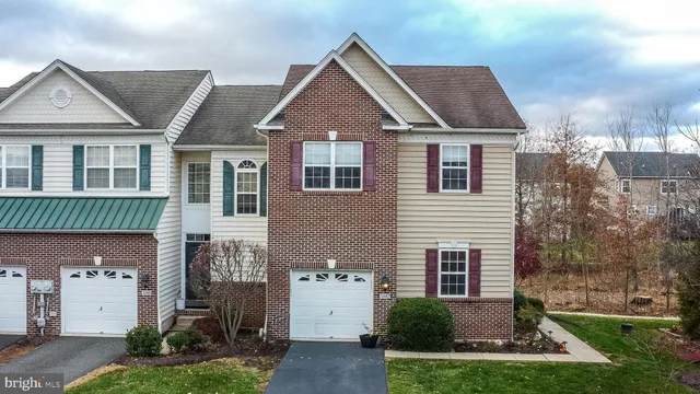 $382,000 | 1042 Rosemont Terrace, Pennsburg, PA 18073