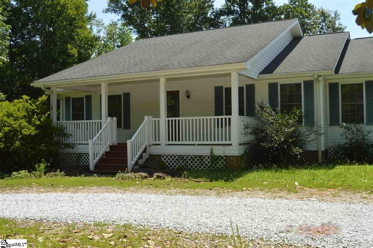 133 Upper Springs Road Pickens, SC 29671 - Photo 4 of 36