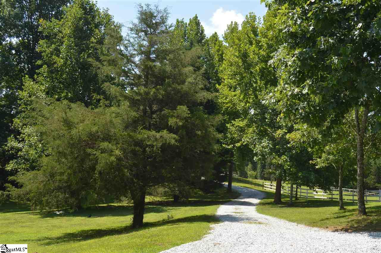 133 Upper Springs Road Pickens, SC 29671 - Photo 34 of 36