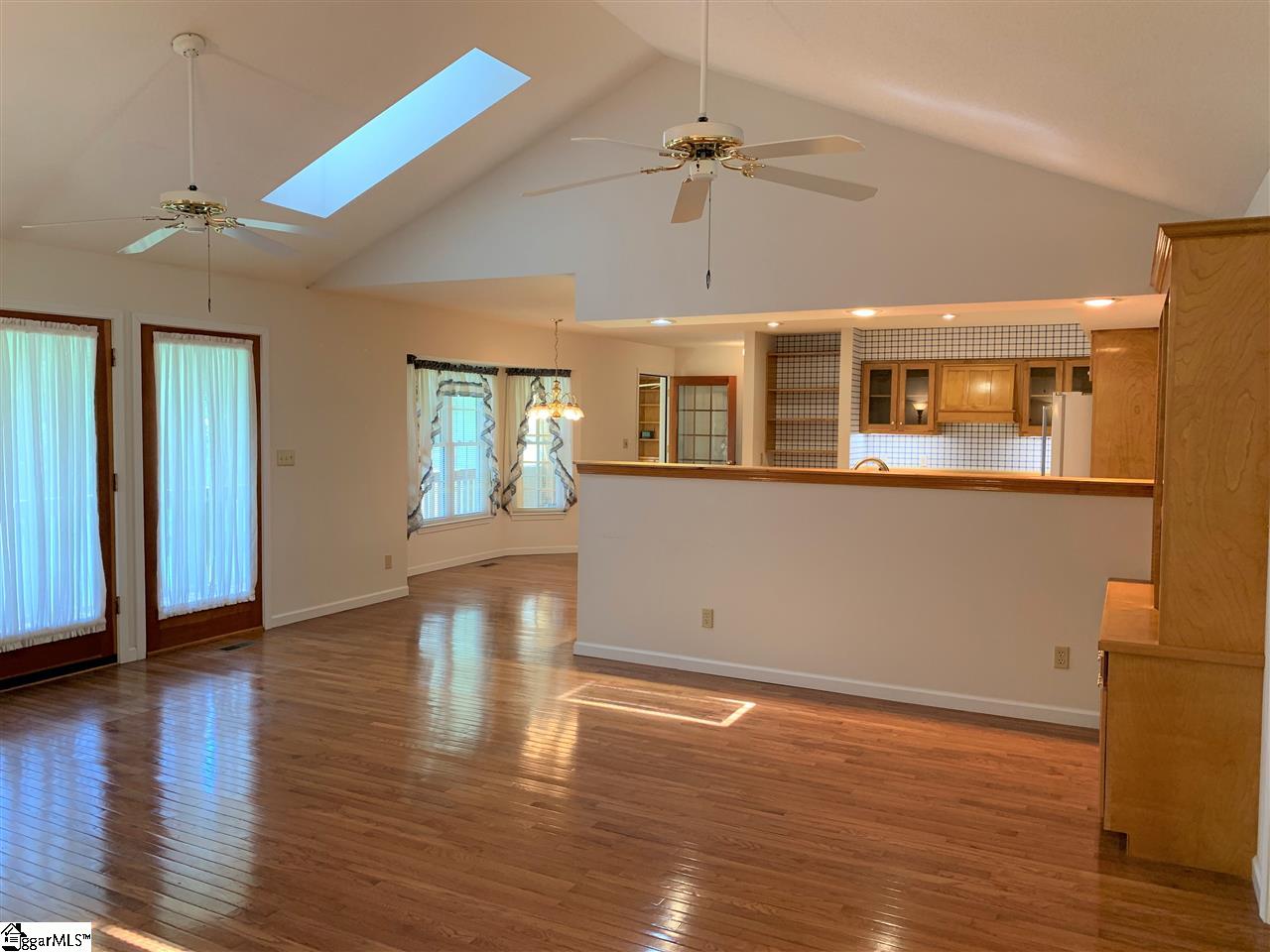 133 Upper Springs Road Pickens, SC 29671 - Photo 6 of 36
