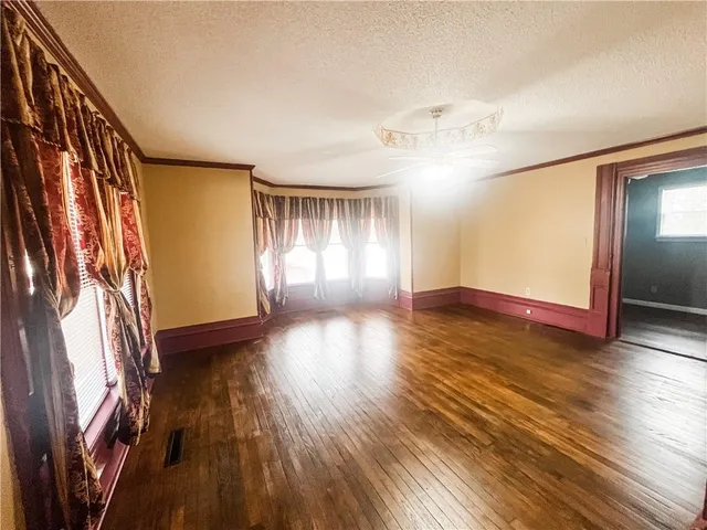 $183,000 | 628 South Clay Street, Nevada, MO 64772