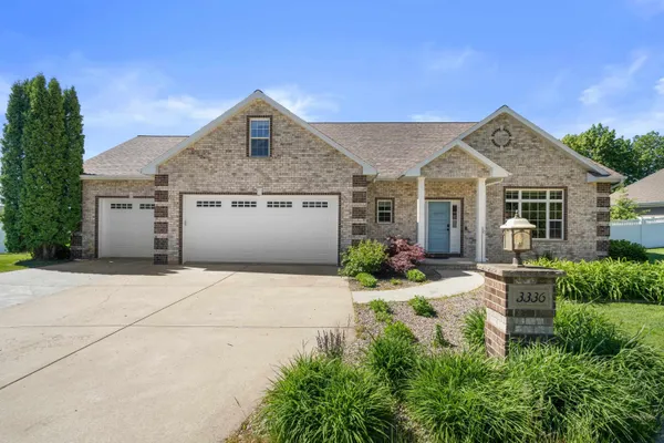 $749,900 | 3336 Star Creek Court, Green Bay, WI 54311