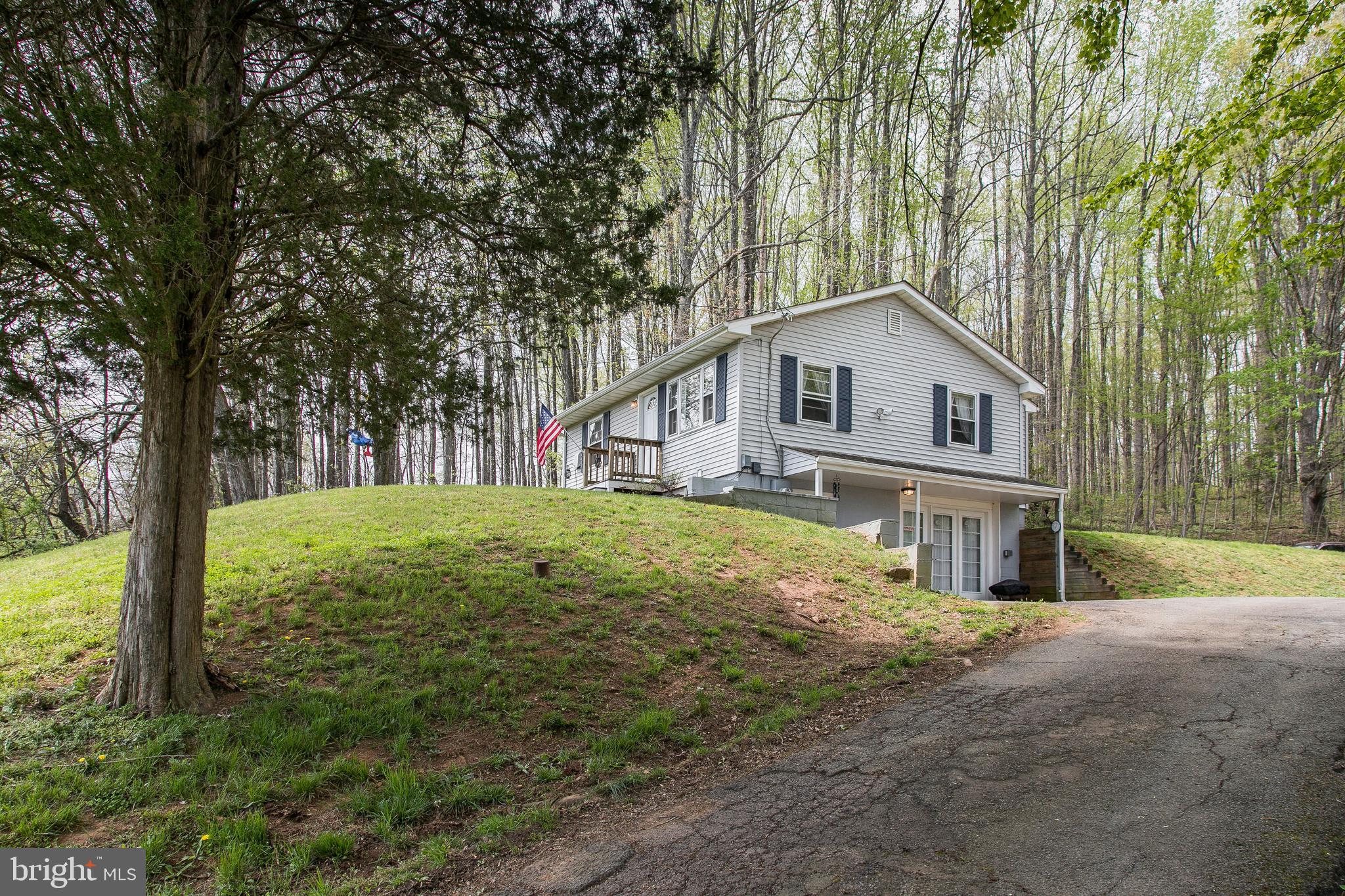 12020 Rixeyville Road Culpeper, VA 22701 - Photo 4 of 30 Plenty of Parking!