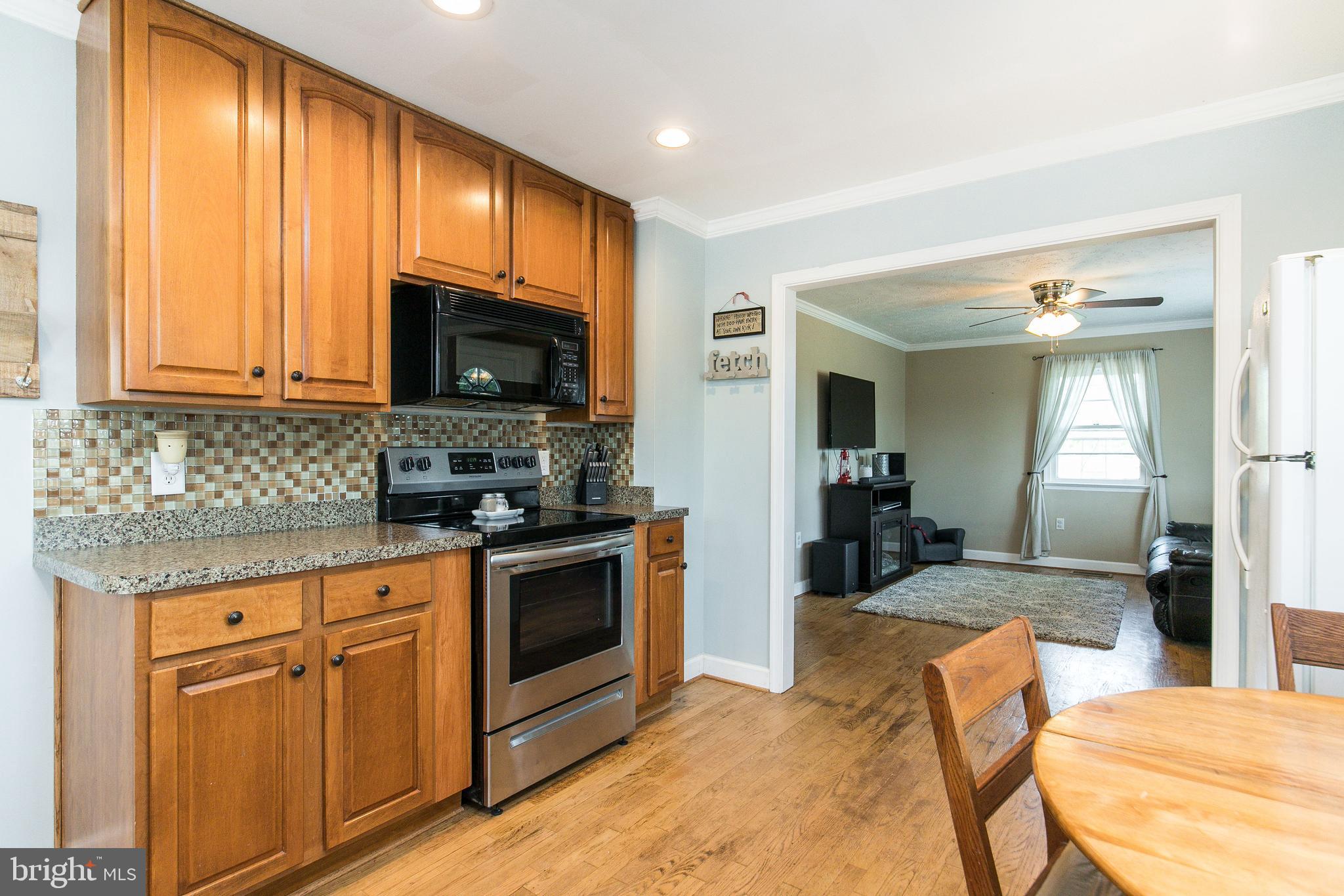12020 Rixeyville Road Culpeper, VA 22701 - Photo 7 of 30 Eat In Kitchen w/New Stove 2019