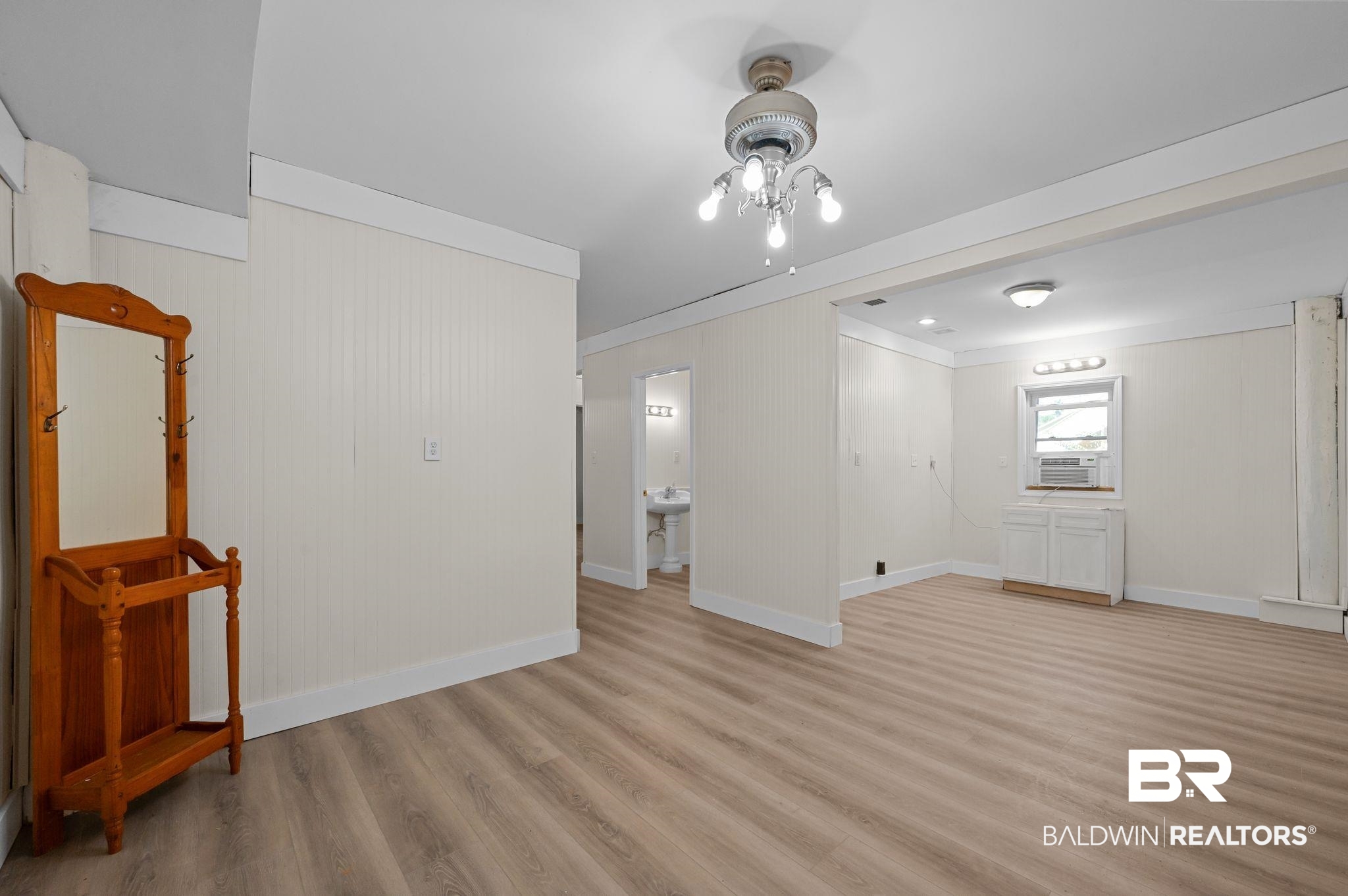 16288 Ferry Road Fairhope, AL 36532 - Photo 47 of 55 Apartment Living Room