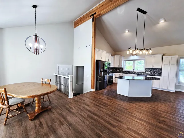 $460,000 | 611 South 3rd, Sabetha, KS 66534