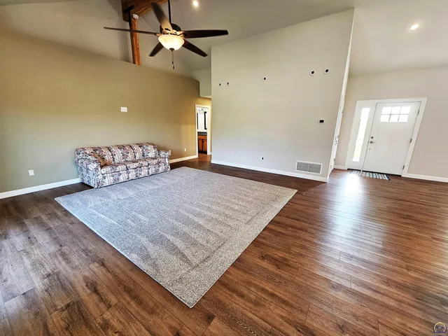 $460,000 | 611 South 3rd, Sabetha, KS 66534