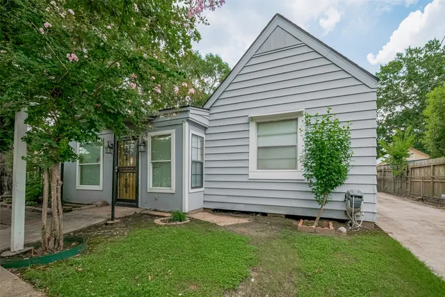 $385,000 | 1813 Hatwell Street, Houston, TX 77023