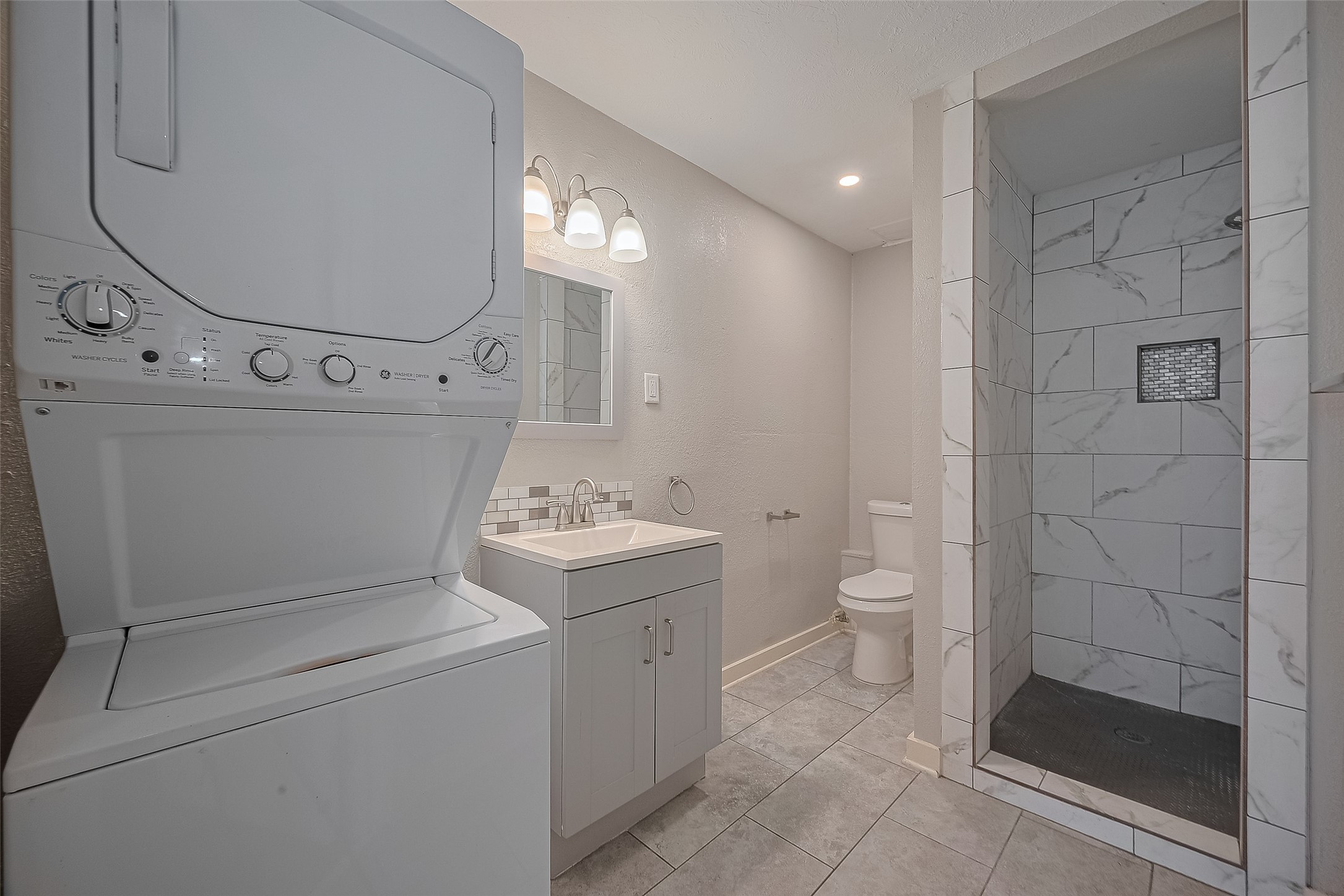 1813 Hatwell Street Houston, TX 77023 - Photo 38 of 44