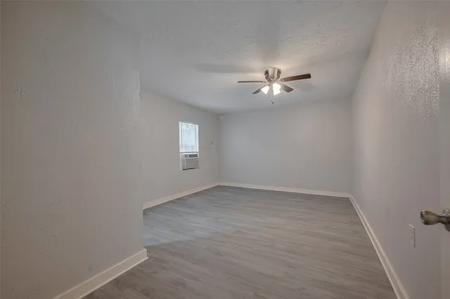 $385,000 | 1813 Hatwell Street, Houston, TX 77023