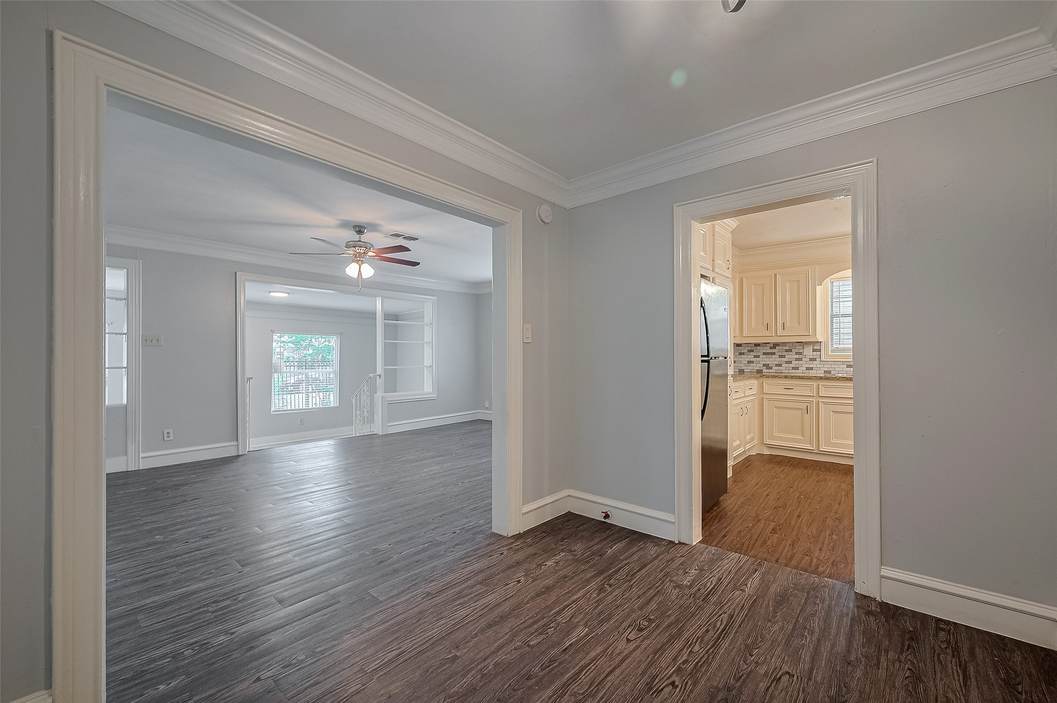 1813 Hatwell Street Houston, TX 77023 - Photo 10 of 44