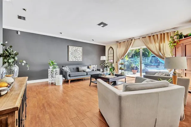 $1,290,000 | 4734 Jefferson Street, Hollywood, FL 33021