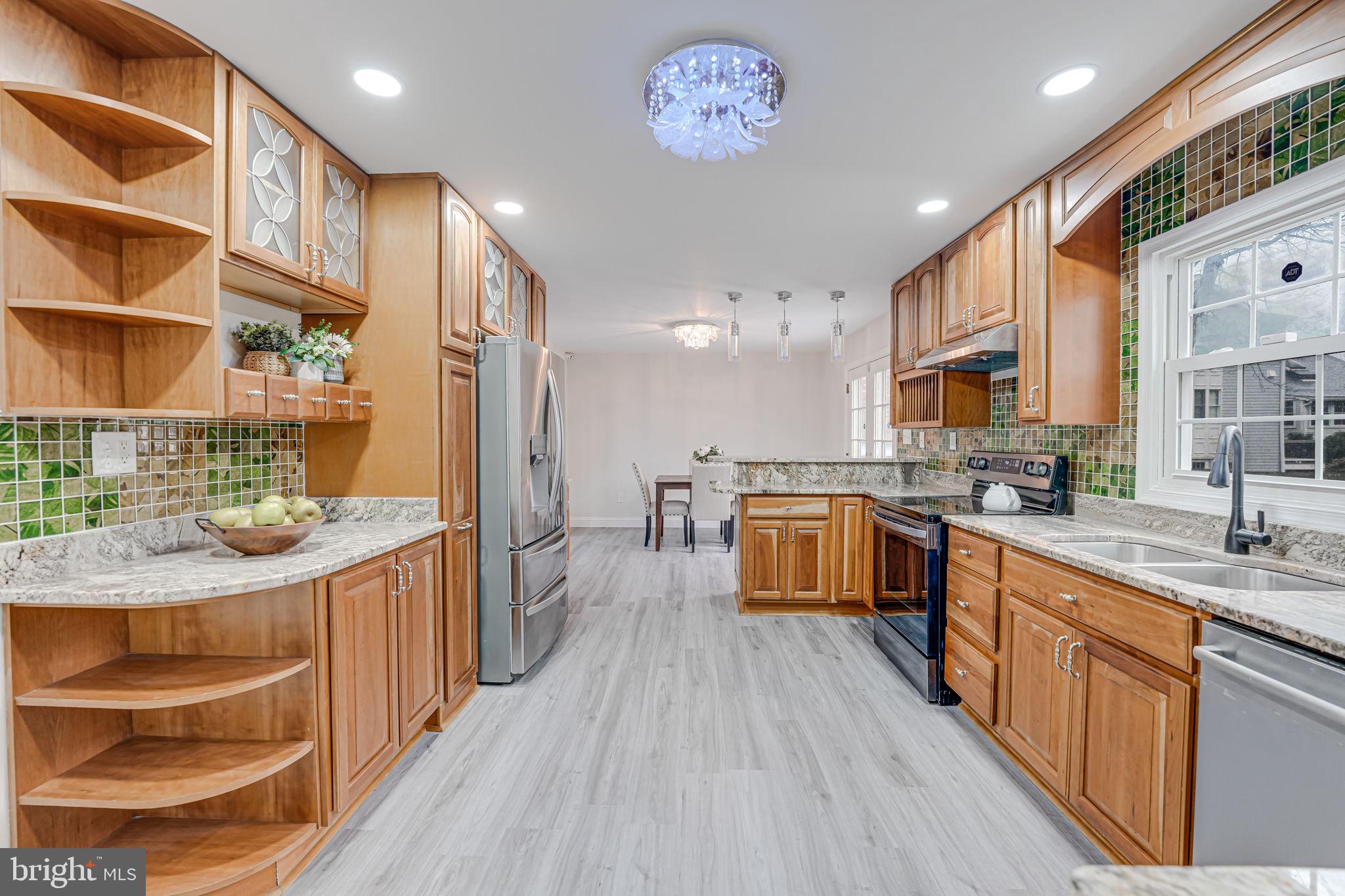 1262 Kensington Road McLean, VA 22101 - Photo 15 of 42
