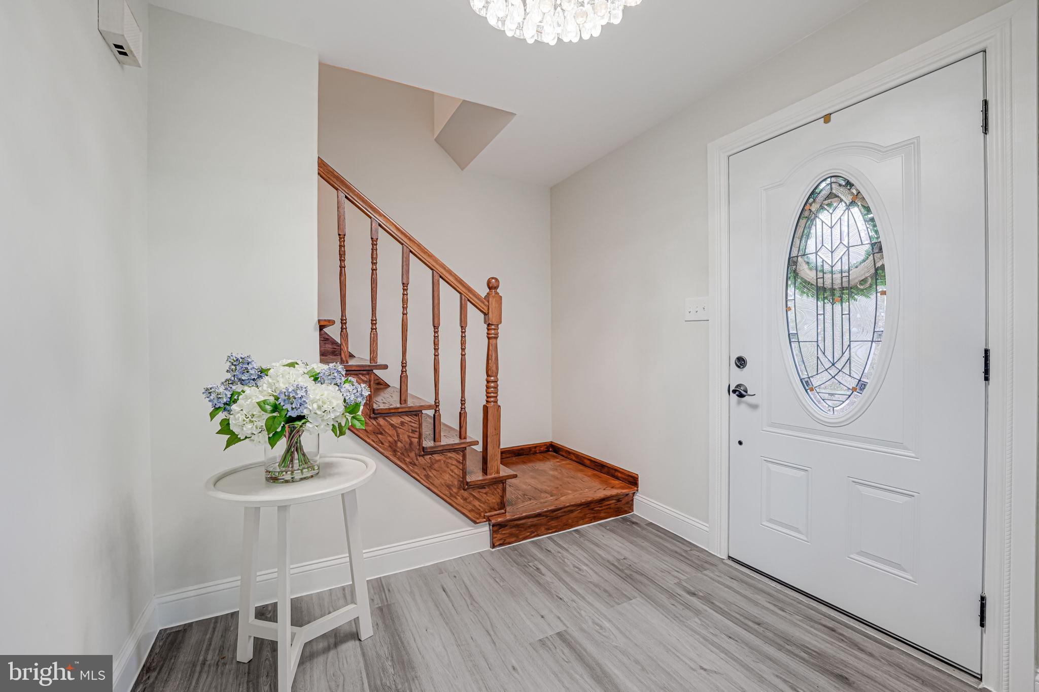 1262 Kensington Road McLean, VA 22101 - Photo 6 of 42