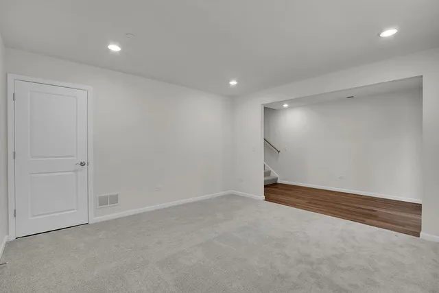 $3,800 | 6275 Sandbelt Drive, Lisle, IL 60532