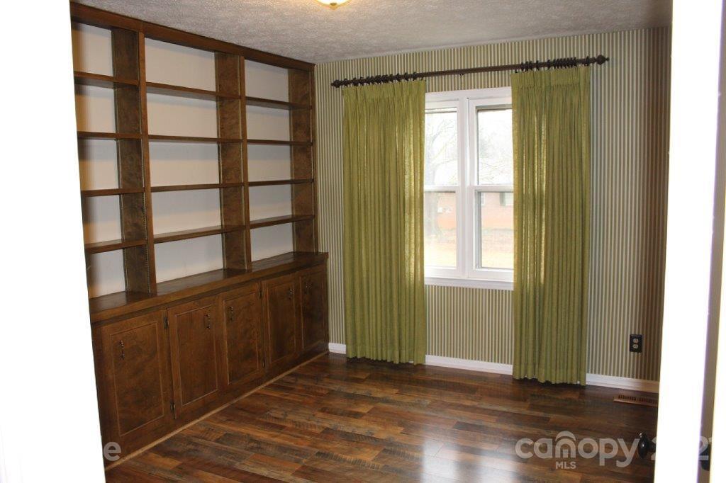 1739 Drexel Road Valdese, NC 28690 - Photo 9 of 32 Gallery Image 9