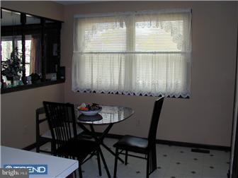 251 Peppermill Road West Berlin, NJ 08091 - Photo 5 of 7 Kitchen