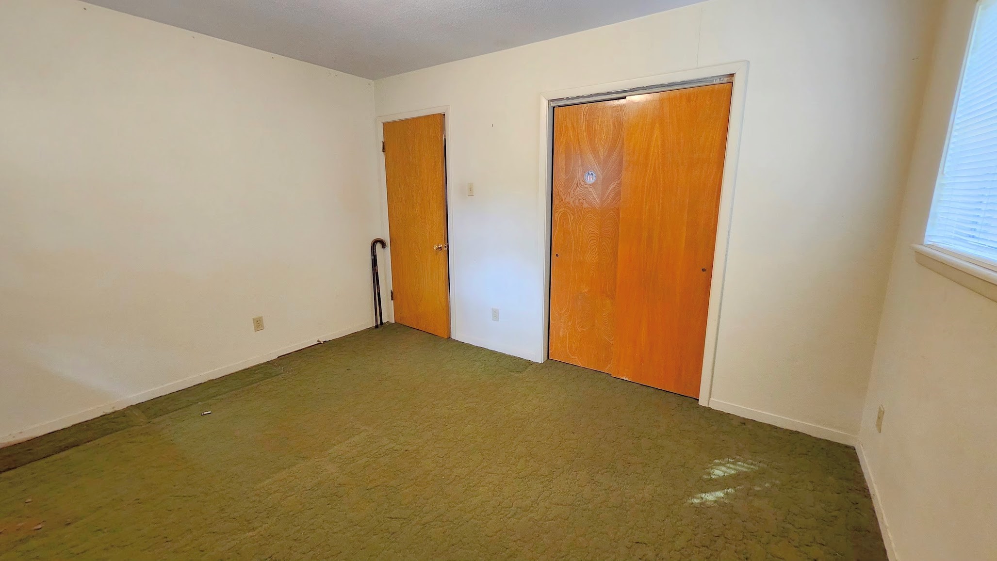 1927 Bethlehem Street Houston, TX 77018 - Photo 23 of 25 a view of an empty room