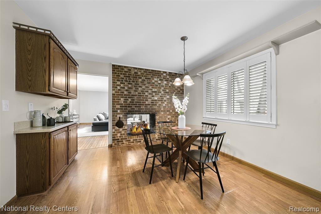 892 Hemlock Court Rochester, MI 48307 - Photo 17 of 38