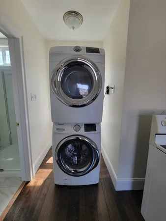 $2,700 | 16 Burroughs Street, Unit 2, Danvers, MA 01923