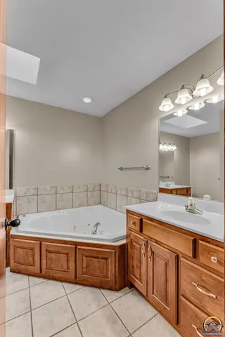 $448,000 | 2405 Southeast Saturn Drive, Topeka, KS 66605