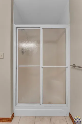 $448,000 | 2405 Southeast Saturn Drive, Topeka, KS 66605