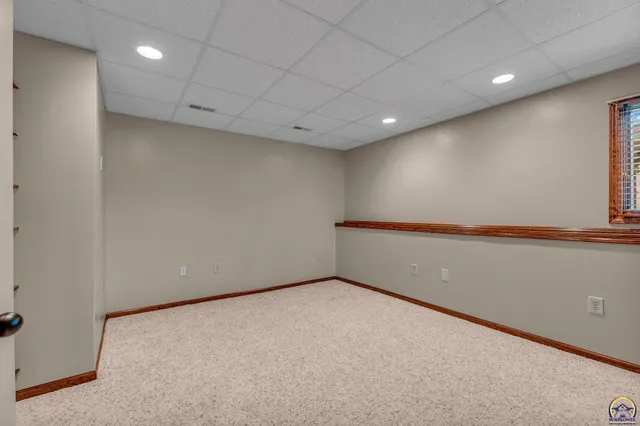 $448,000 | 2405 Southeast Saturn Drive, Topeka, KS 66605